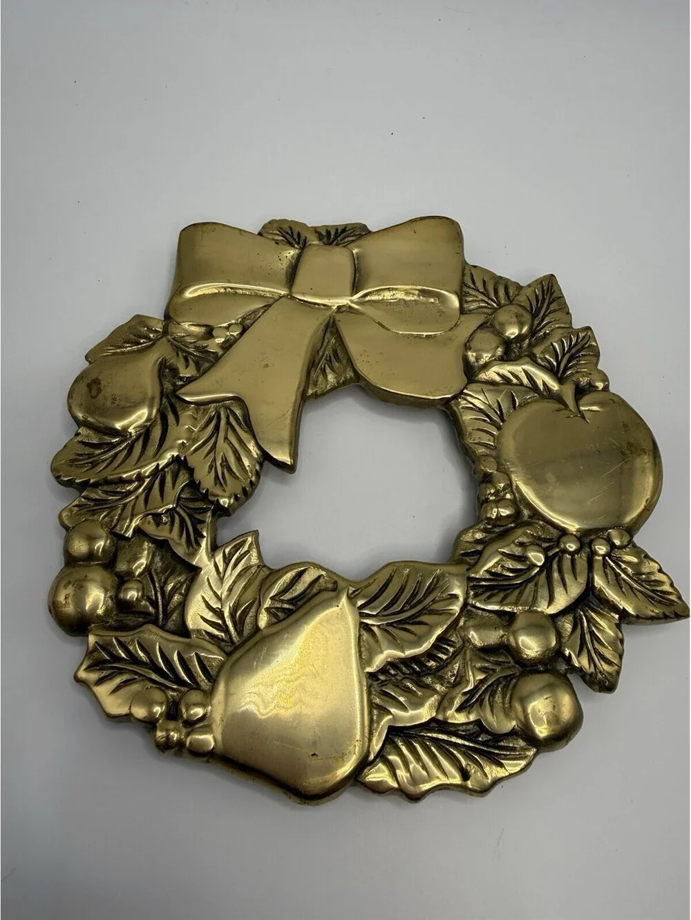 VTG Christmas Wreath Solid Brass Trivet Signed Rubil '81 Hot Plate
